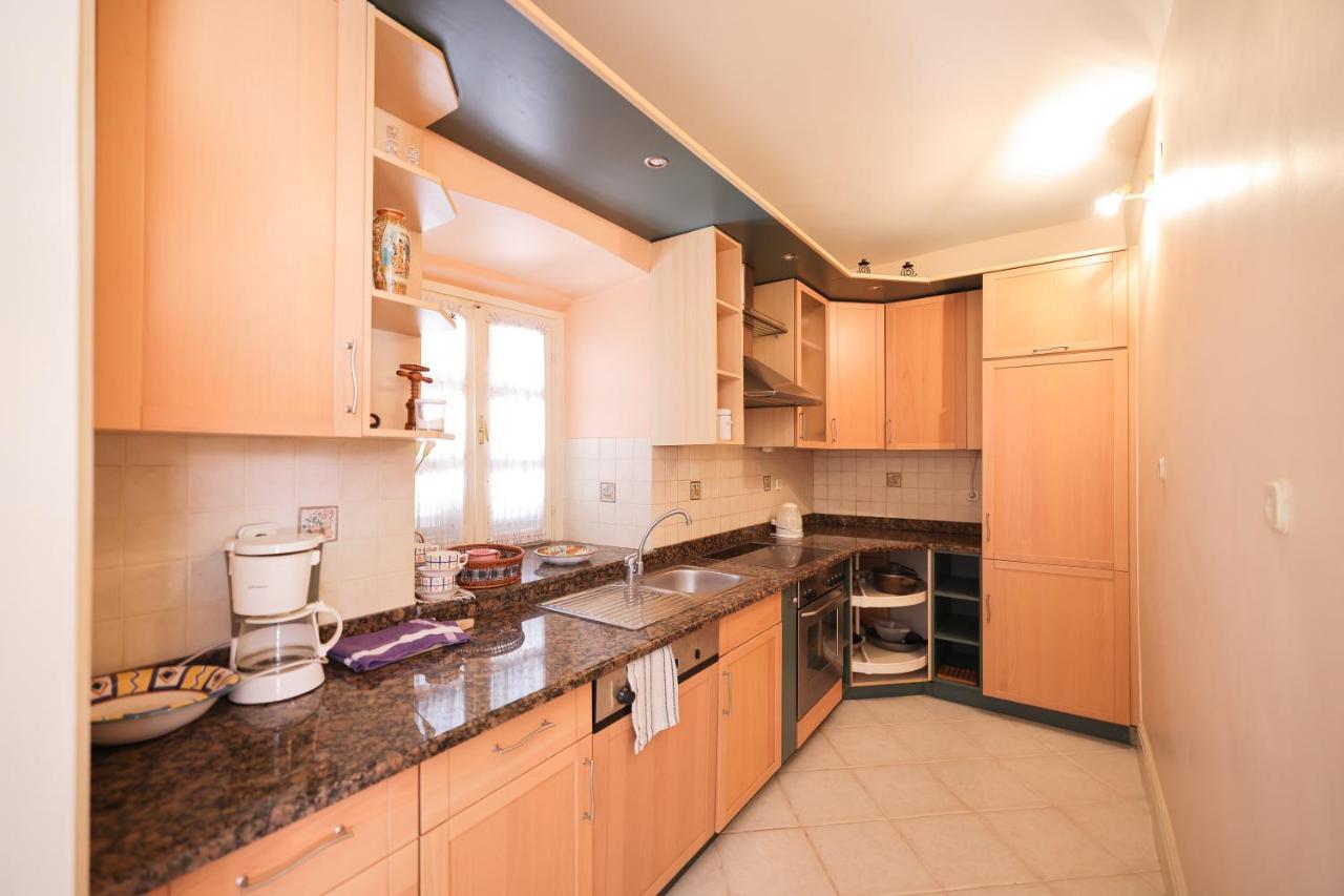 Two Bedroom Apartment In City Center Igor Zadar Exteriör bild